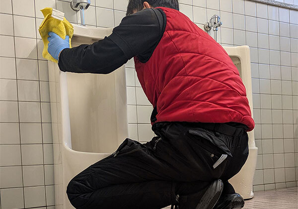 トイレクリーニング