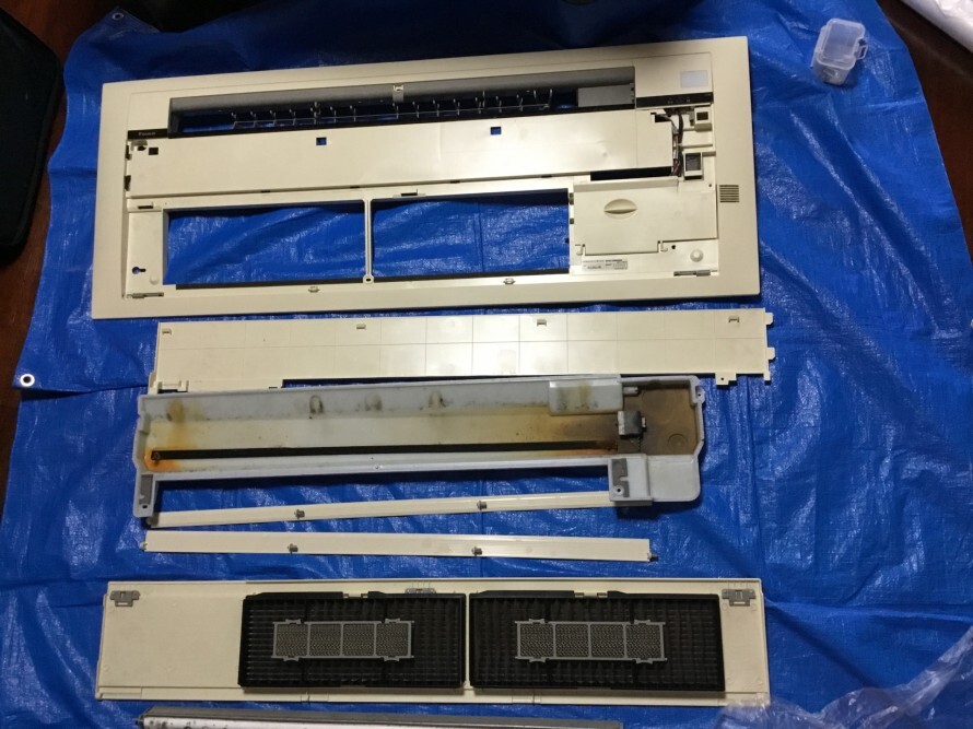 家庭用天井埋め込みエアコンクリーニング3