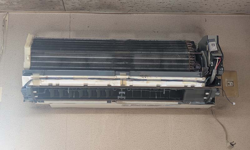 壁掛けエアコン