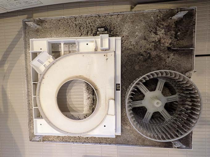 浴室乾燥機Before